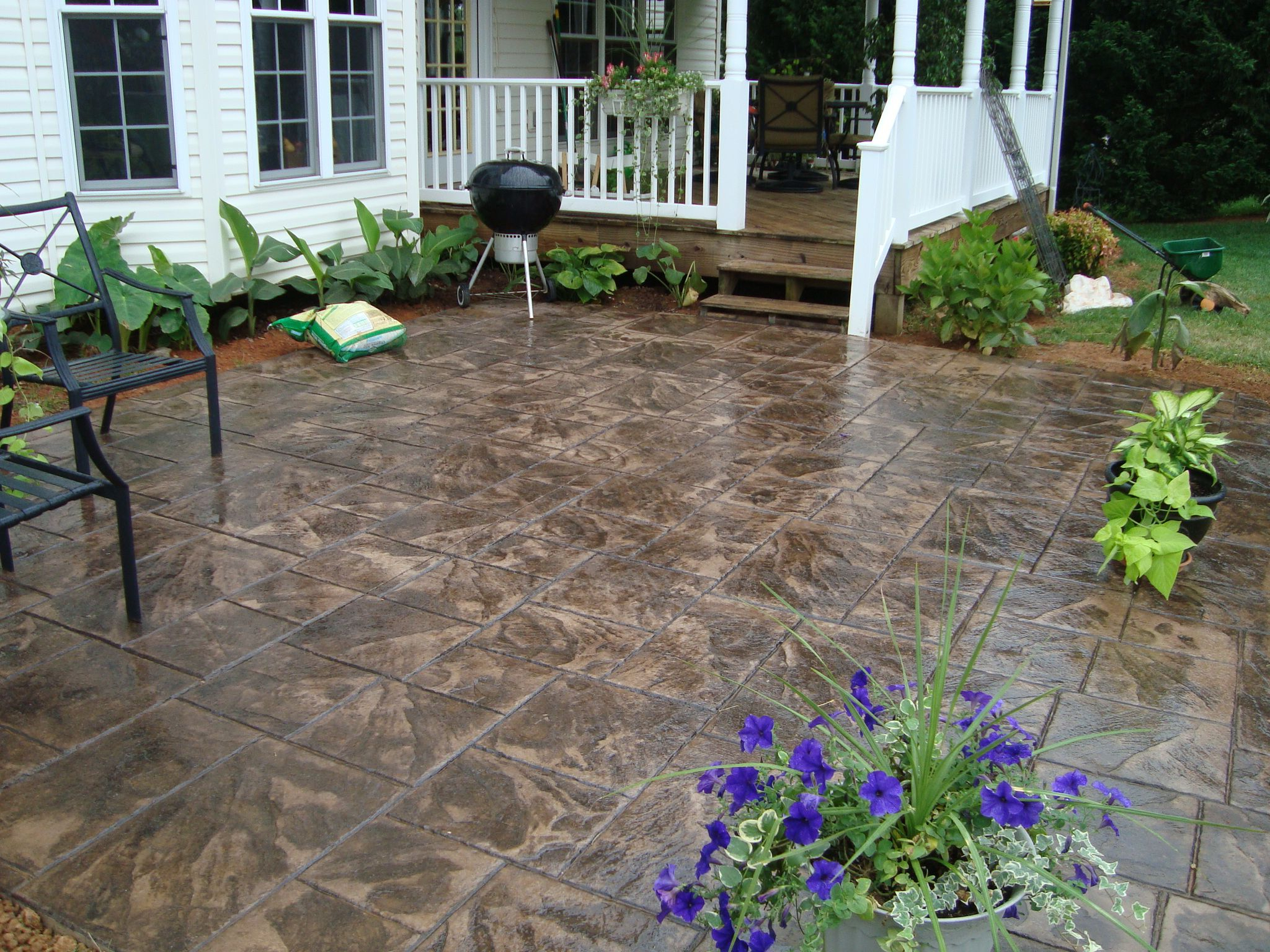 Stamped Concrete Patio Installation Dos And Donts Traba pertaining to dimensions 2048 X 1536